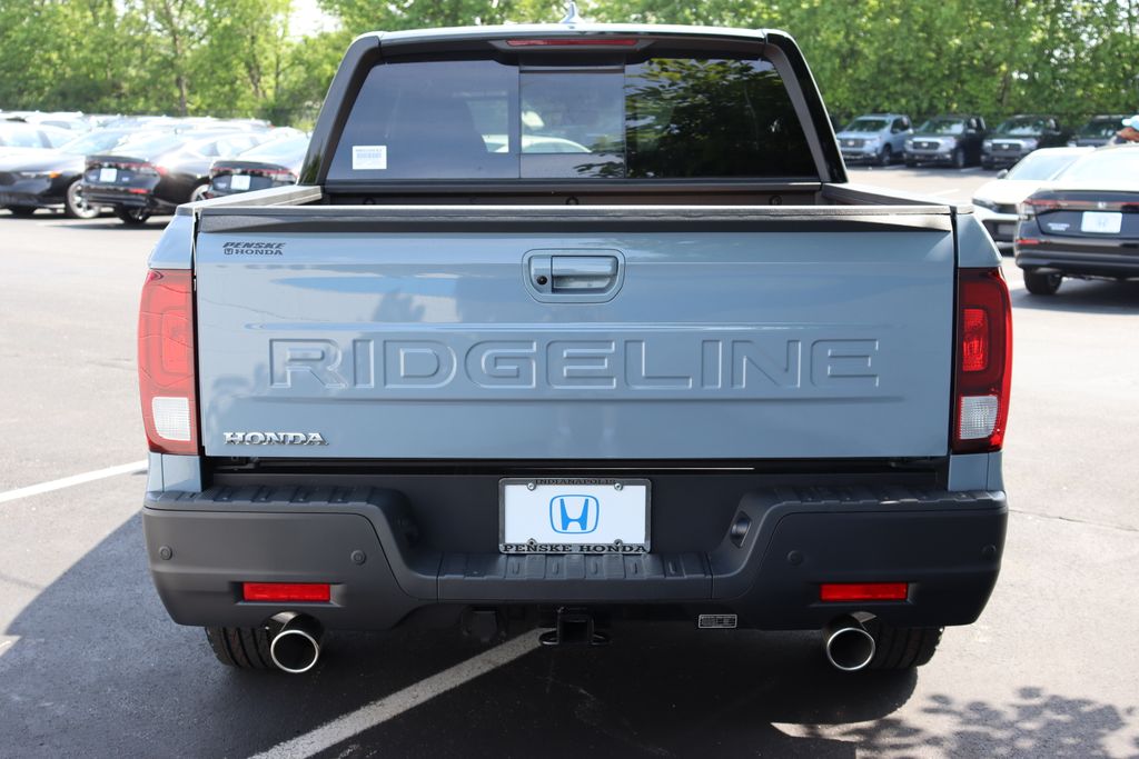 2025 Honda Ridgeline Black Edition 4