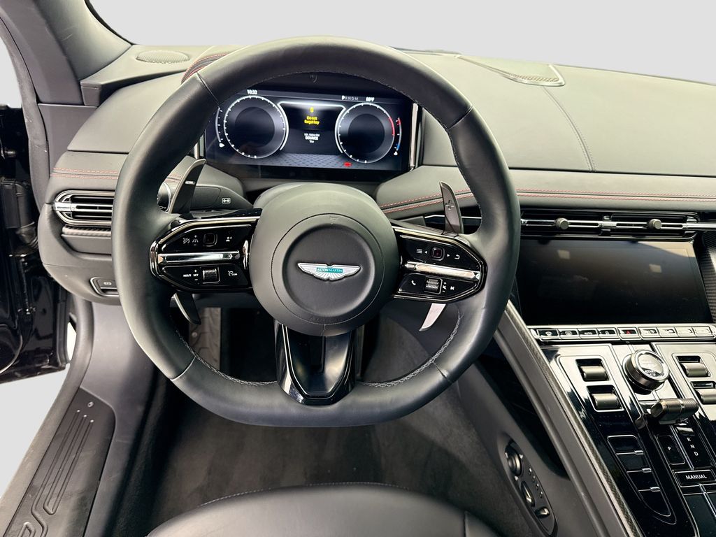 2025 Aston Martin DB12 Base - Photo 10