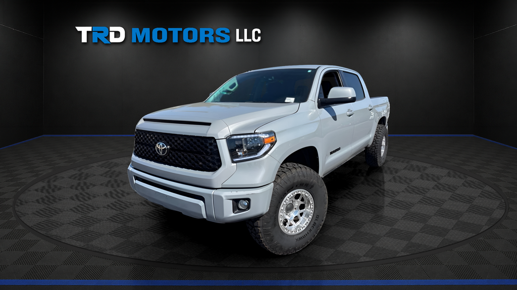 Cement 2017 Toyota Tundra Pickup Truck Four-Wheel Drive 6-Speed Automatic Overdrive