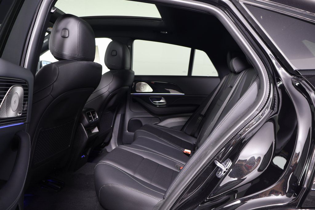 Thumbnail: 2026 Mercedes-Benz GLE - 6