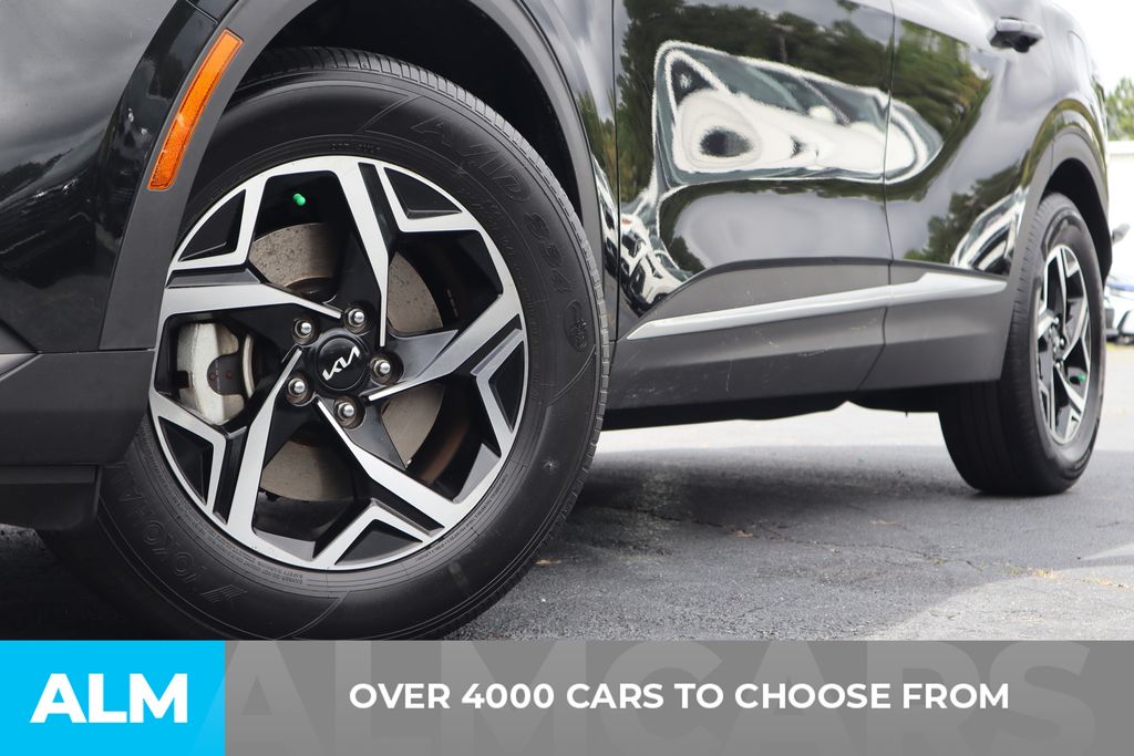 2024 Kia Sportage LX photo 2