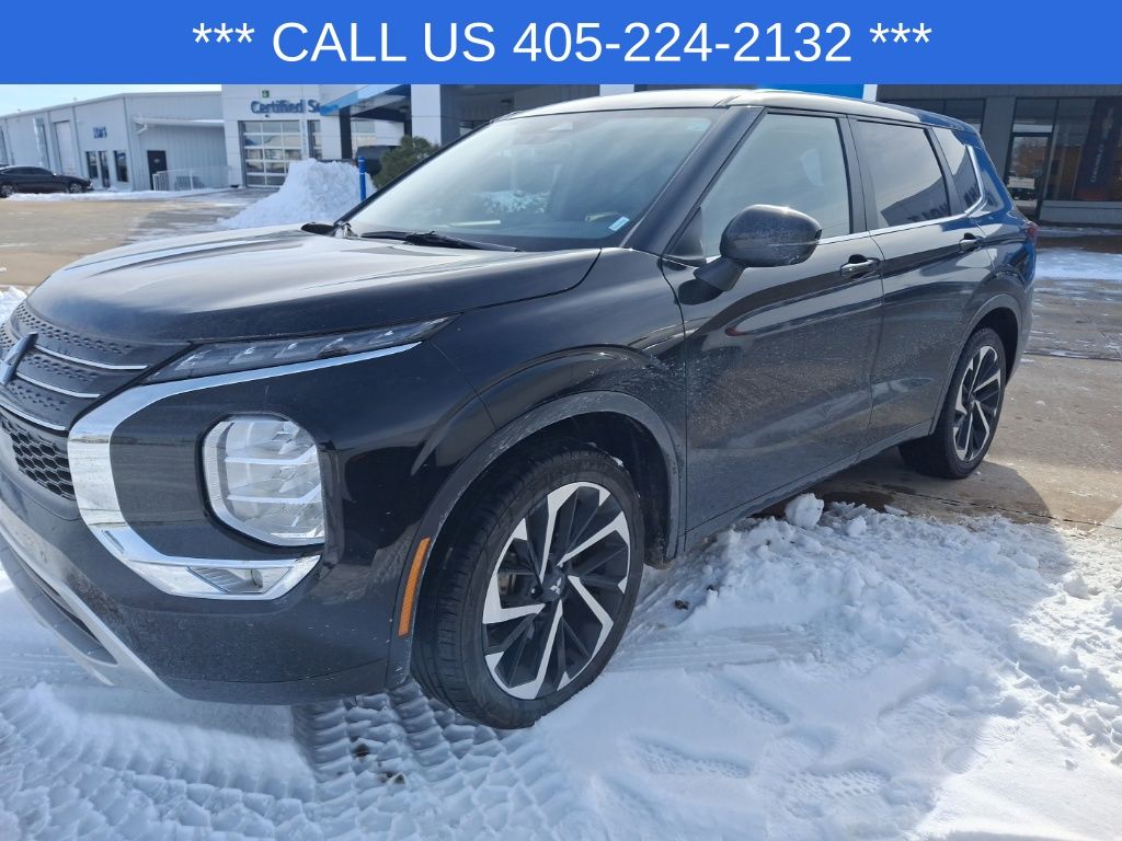 2024 Mitsubishi Outlander SE Black Edition FWD