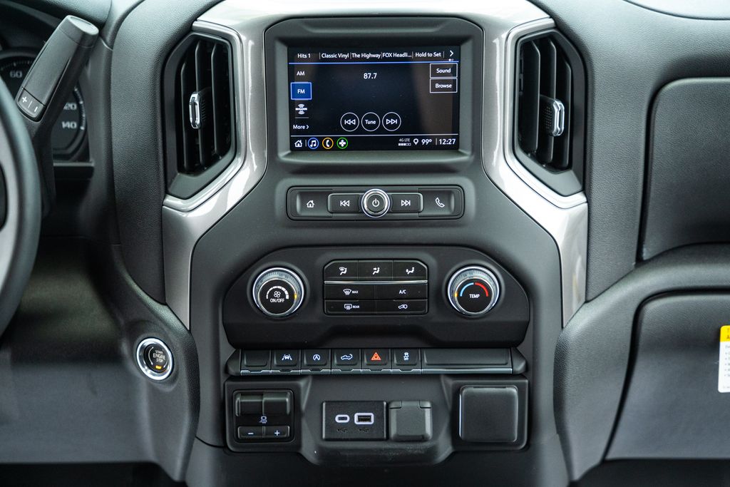 ChevroletSilverado 150024