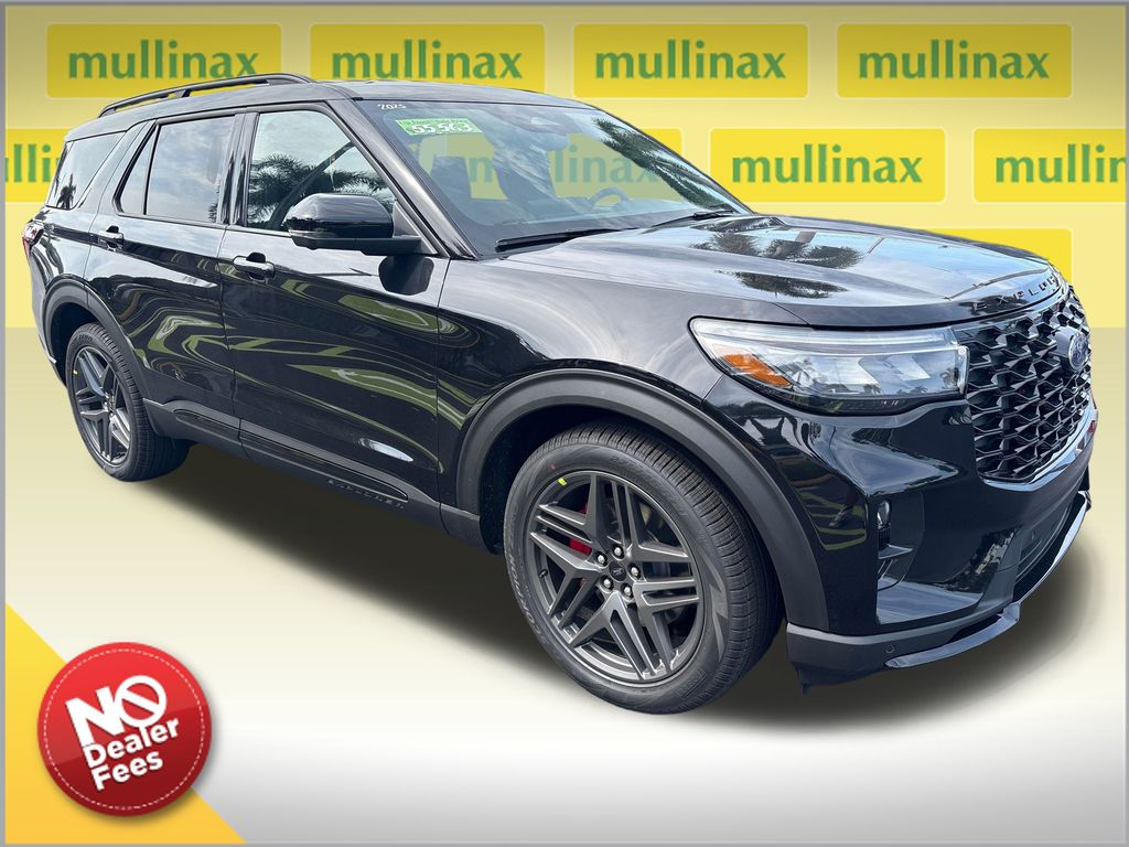 2025 Ford Explorer ST's photo