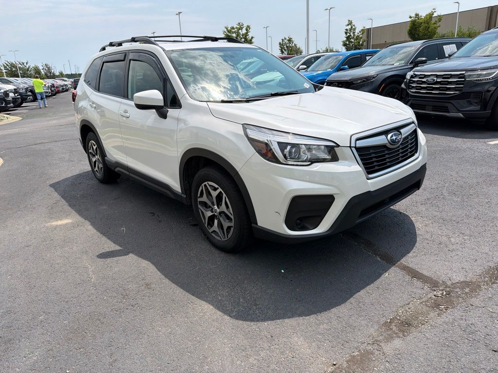 Crystal White Pearl 2020 Subaru Forester SUV / Crossover All-Wheel Drive Continuously Variable Transmission