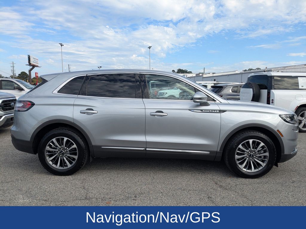 2022 Lincoln Nautilus Standard