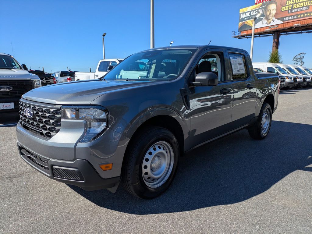 2025 Ford Maverick XL