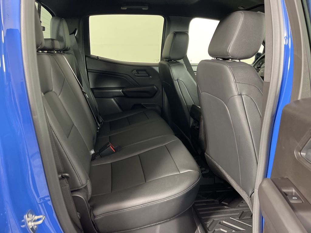 Thumbnail: 2026 Chevrolet Colorado - 12