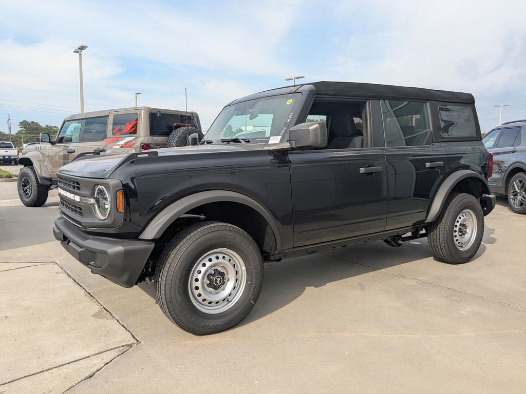2025 Ford Bronco 