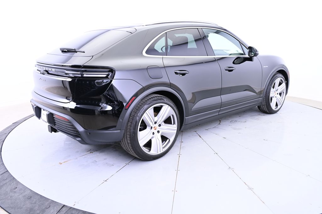 Thumbnail: 2025 Porsche Macan - 5