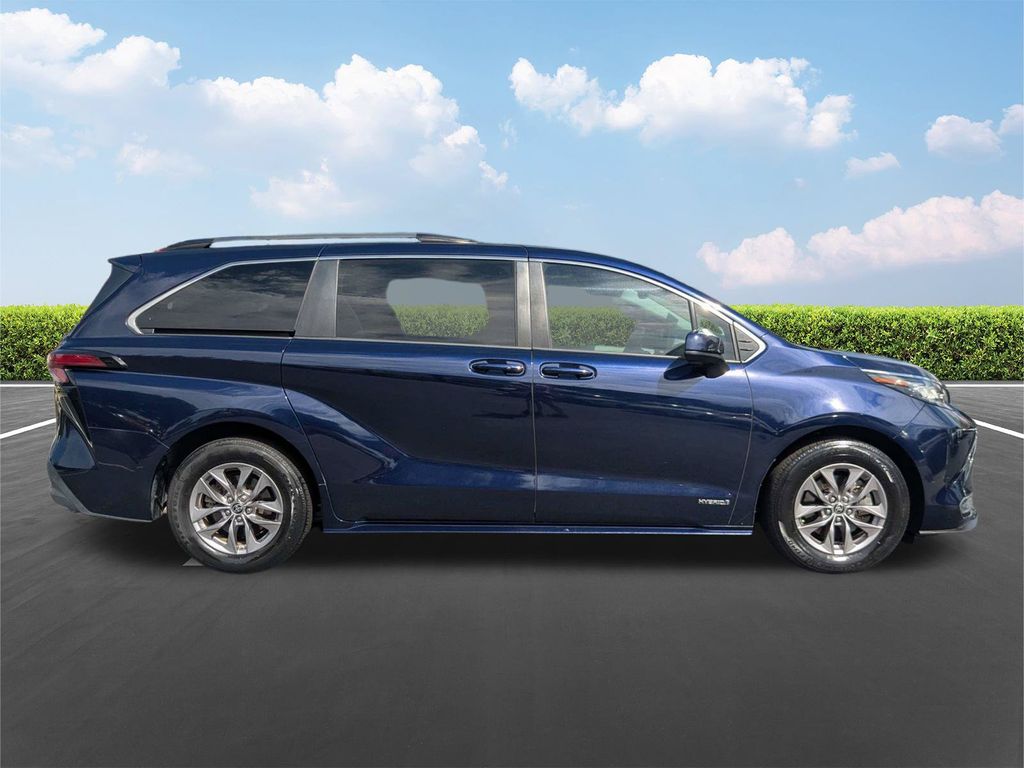 Used 2021 Toyota Sienna Van