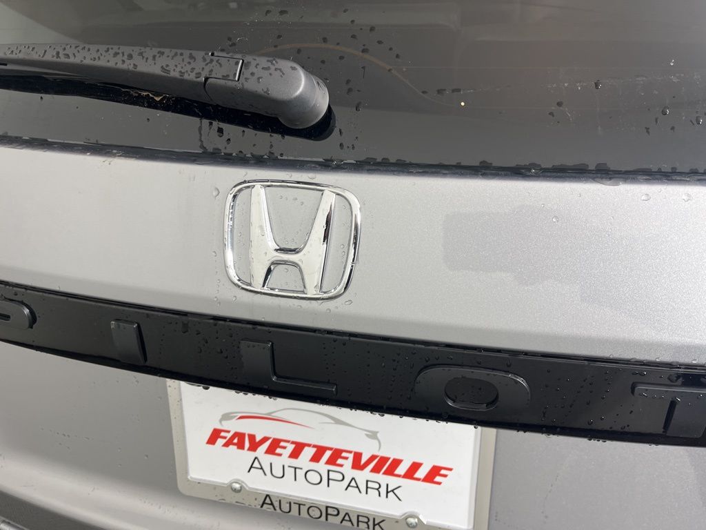 Thumbnail: 2025 Honda Pilot - 19