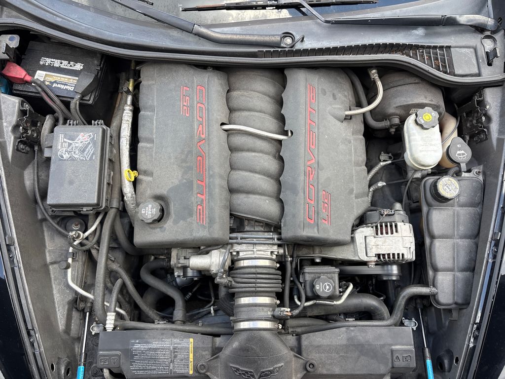Used 2005 Black Chevrolet Base image 30