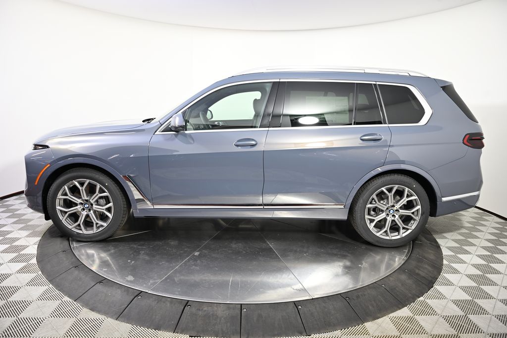 2025 BMW X7 xDrive40i 2