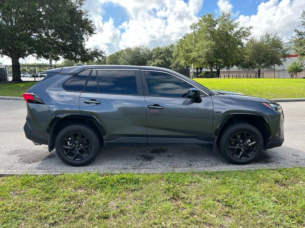 Thumbnail: 2024 Toyota RAV4 - 6