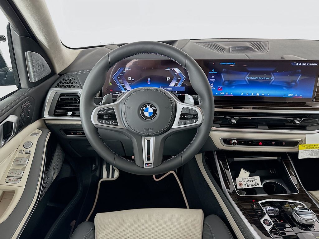 2025 BMW X7 M60i 19