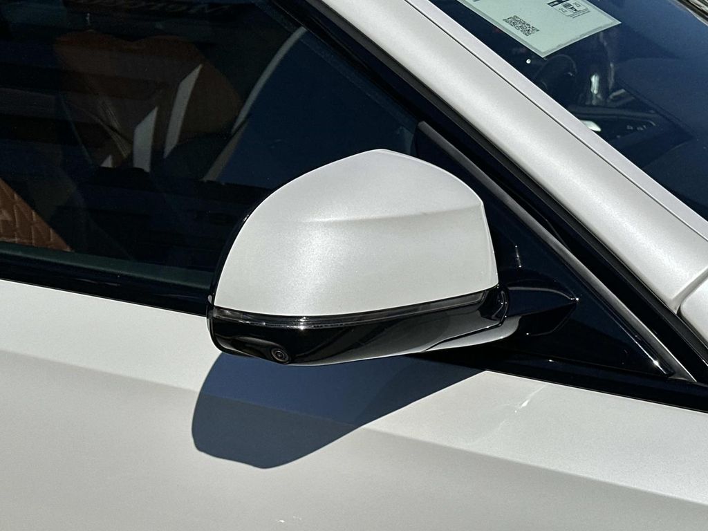 Thumbnail: 2023 BMW X6 - 18