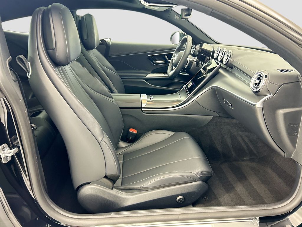 Thumbnail: 2026 Mercedes-Benz CLE - 19