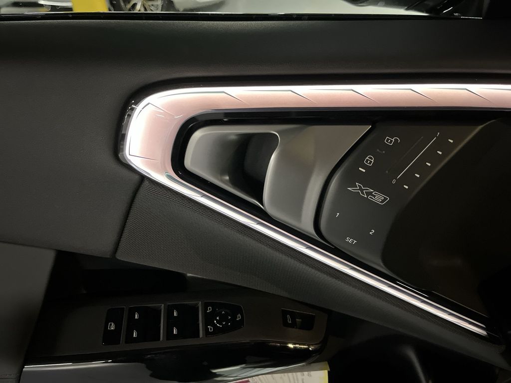 Thumbnail: 2026 BMW X3 - 13