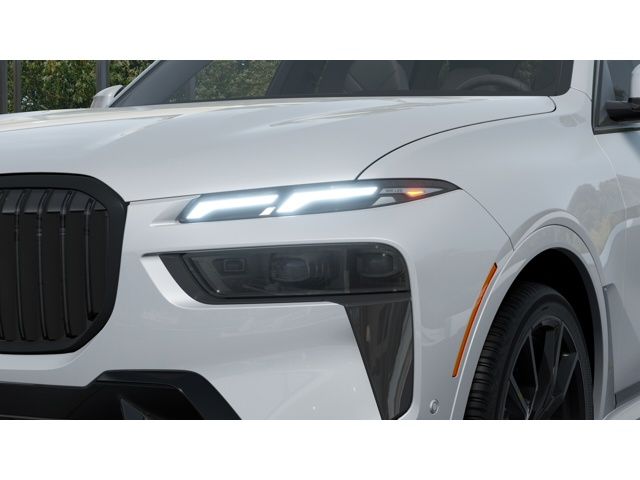 Thumbnail: 2026 BMW X7 - 6