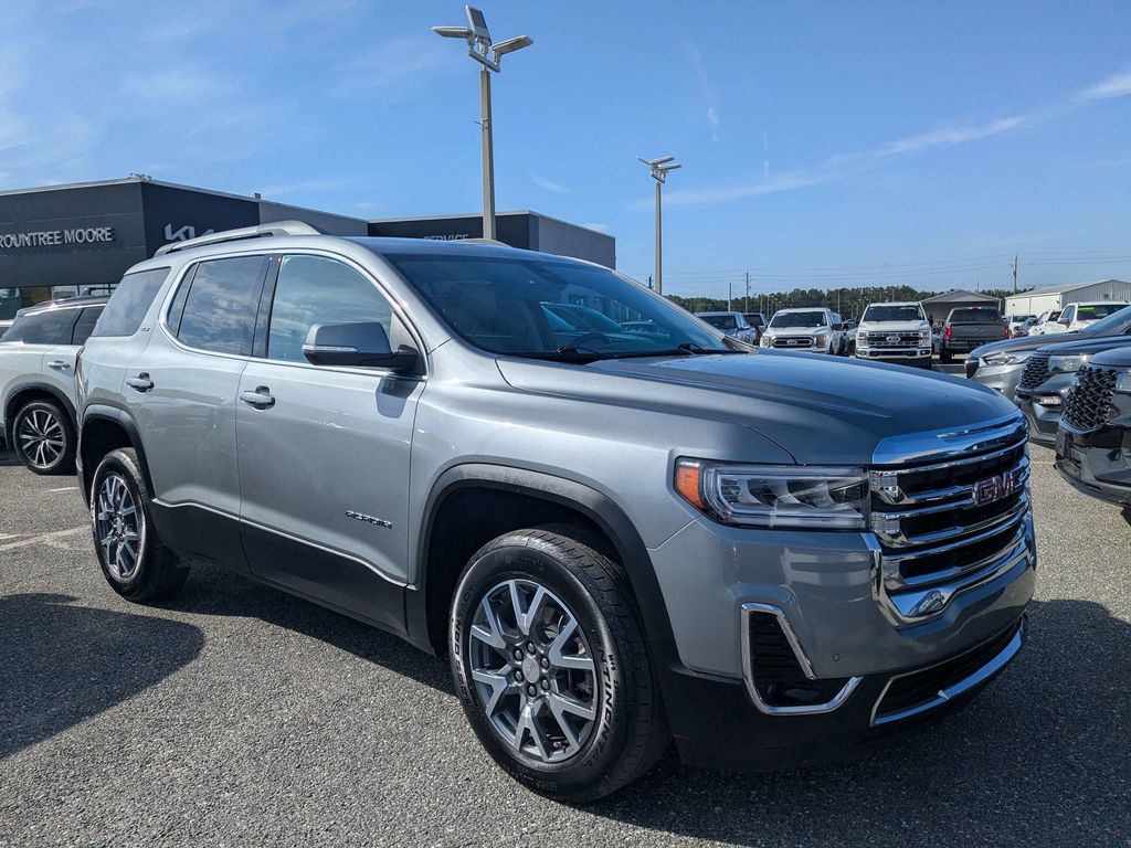 2023 GMC Acadia SLT FWD