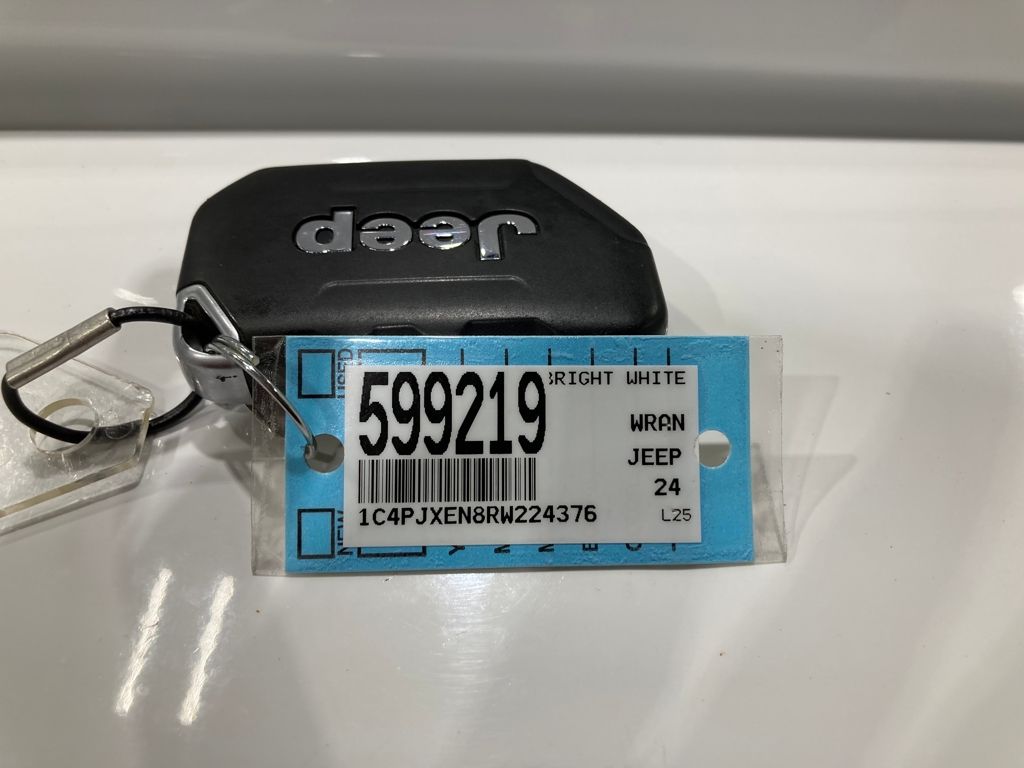 2024 Jeep Wrangler 4-Door Sahara 4x4