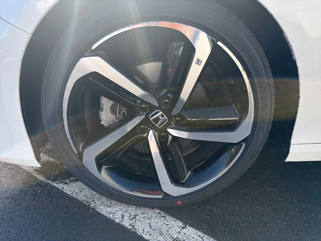 Thumbnail: 2022 Honda Accord - 10