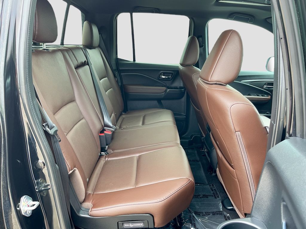 2024 Honda Ridgeline RTL Black at North Houston Mitsubishi