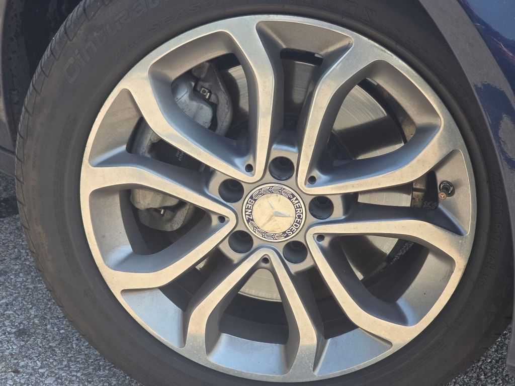 Used 2015 Blue Mercedes-Benz C 300 image 8