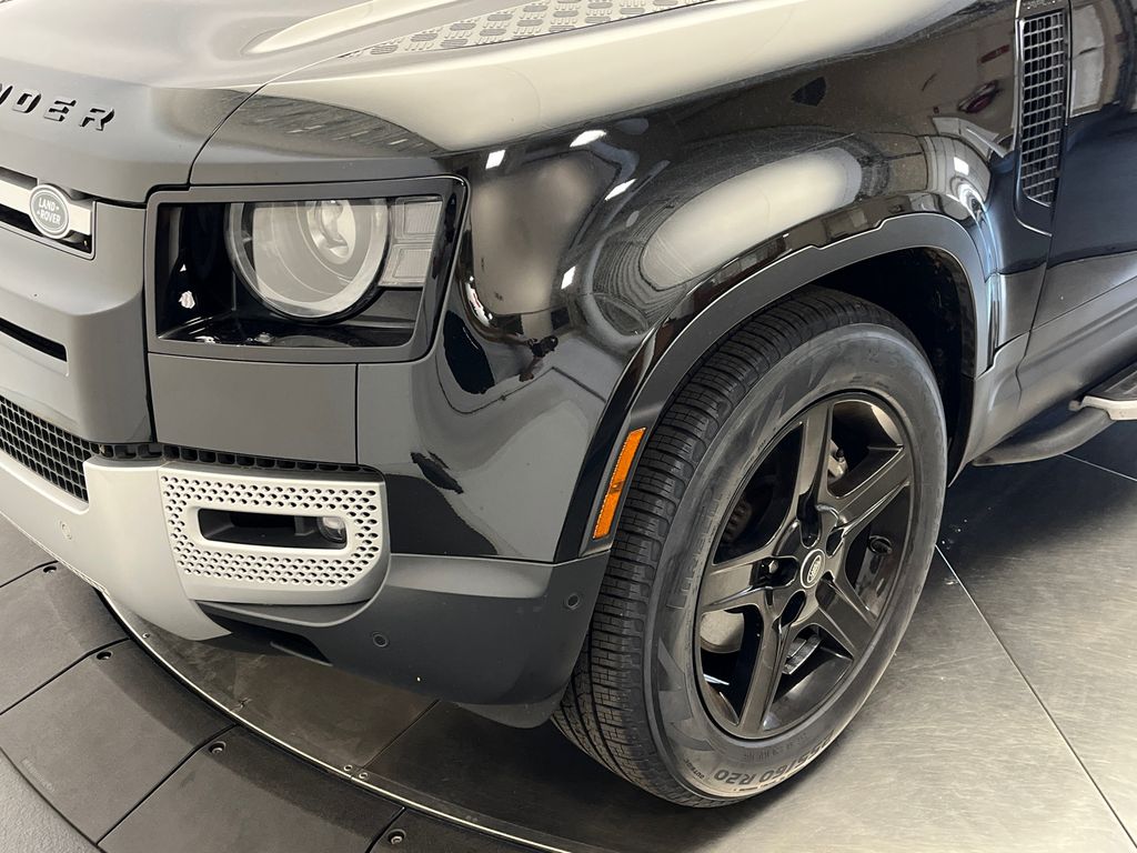 2023 Land Rover Defender 130 9