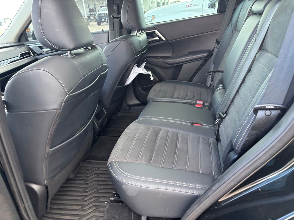 2023 Mitsubishi Outlander SE  at Toyota of Victoria