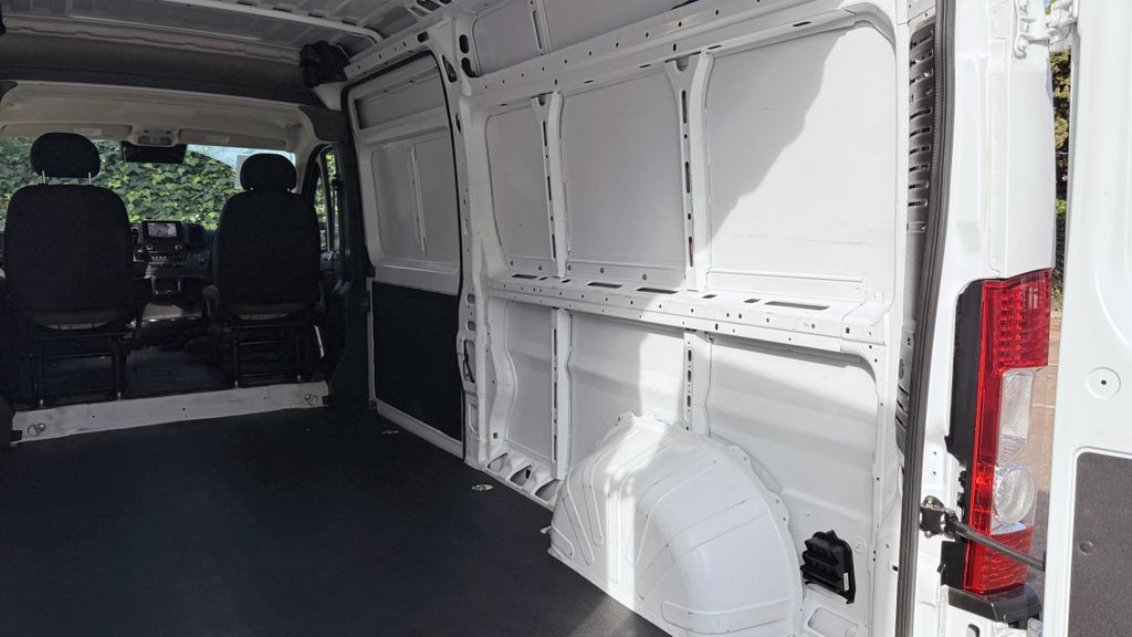 Used 2025 Ram ProMaster 2500 High Roof 3D Cargo Van