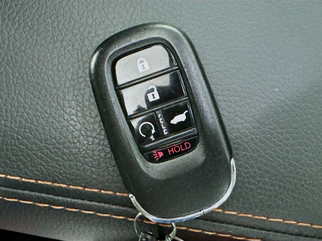 Used Car 2023 Honda Pilot  Trailsport For Sale Under $40,000 In Austin, Texas