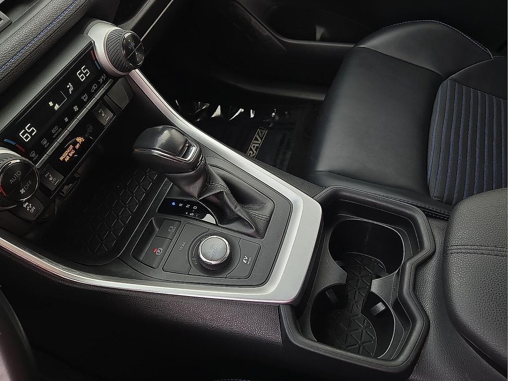 Used 2019 Toyota RAV4 Hybrid For Sale in Farmington, AR