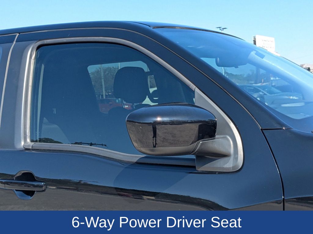 2023 Nissan Frontier Crew Cab SV 4x4