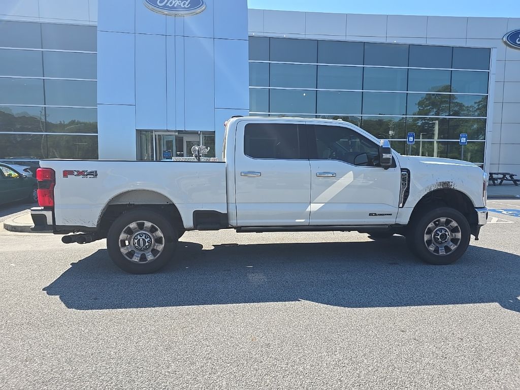 2025 Ford F-250 Super Duty LARIAT