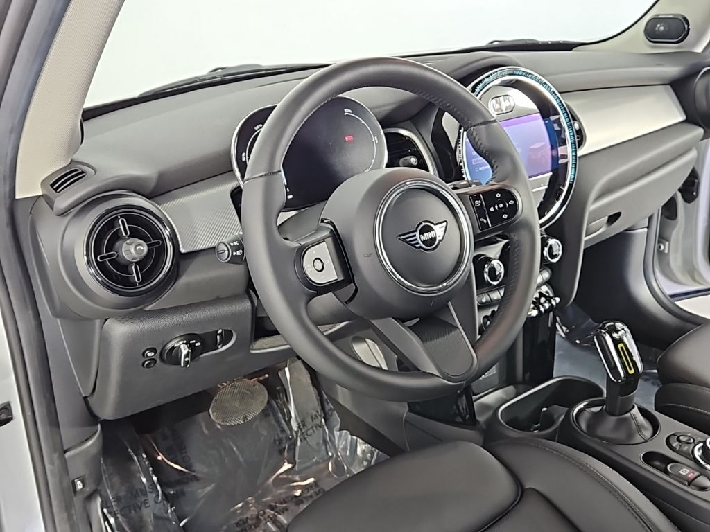 Thumbnail: 2023 MINI Cooper - 25