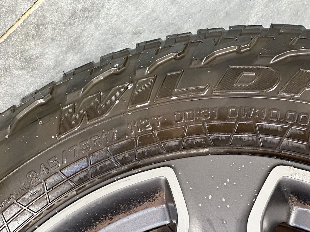 Used 2019 Green Jeep Unlimited Sport S image 33