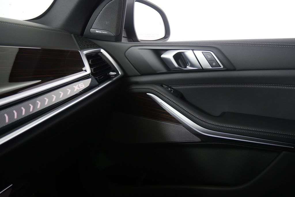 2026 BMW X5 sDrive40i 25