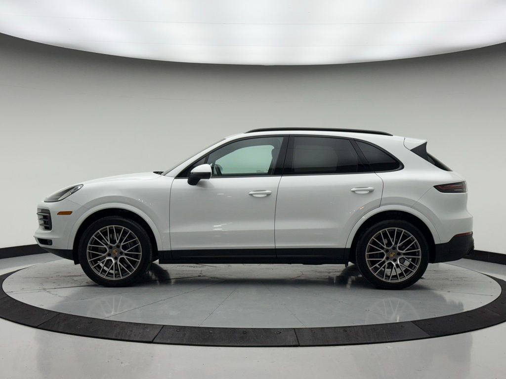 Thumbnail: 2023 Porsche Cayenne - 2