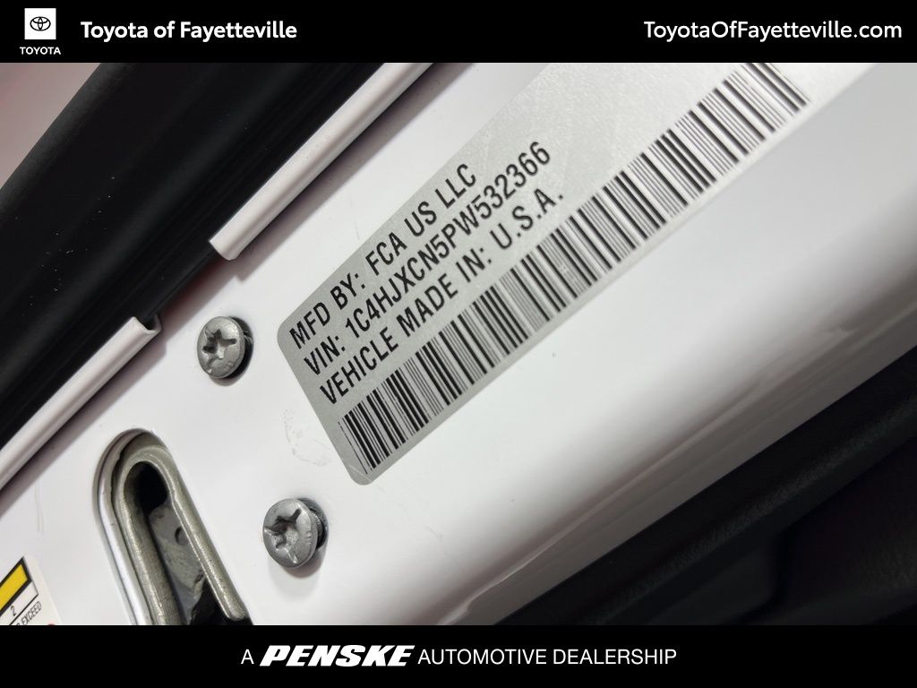 Thumbnail: 2023 Jeep Wrangler - 32