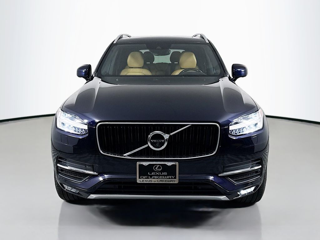 2017 Volvo XC90 T6 Momentum 2