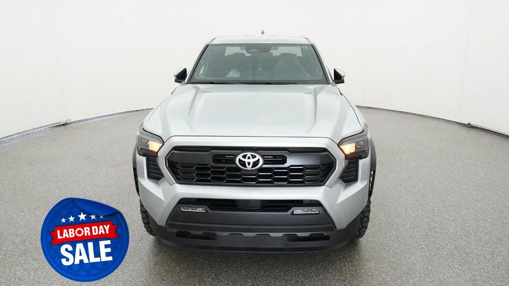 2025 Toyota Tacoma TRD Off Road - Photo 11