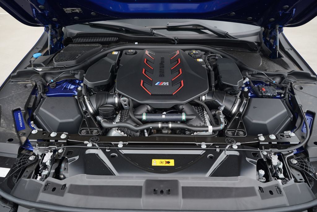 Thumbnail: 2026 BMW M5 - 21