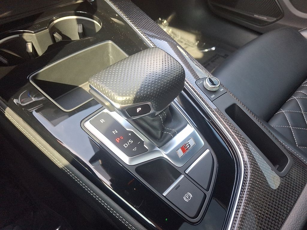 Thumbnail: 2023 Audi S4 - 14