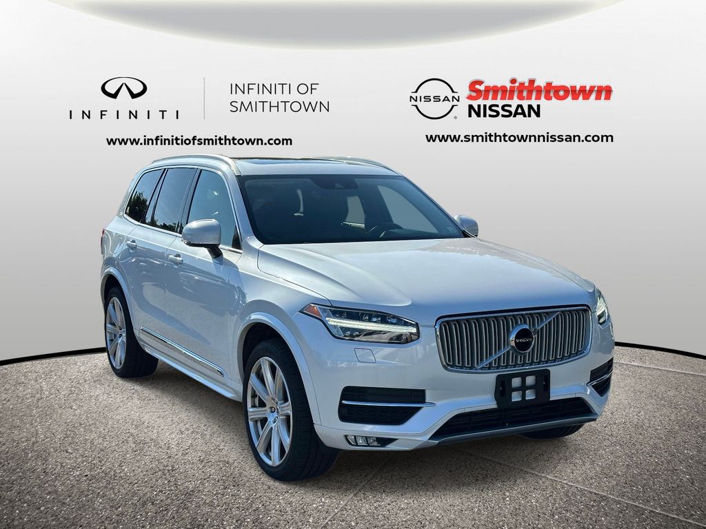 Crystal White 2018 Volvo XC90 SUV / Crossover All-Wheel Drive Automatic