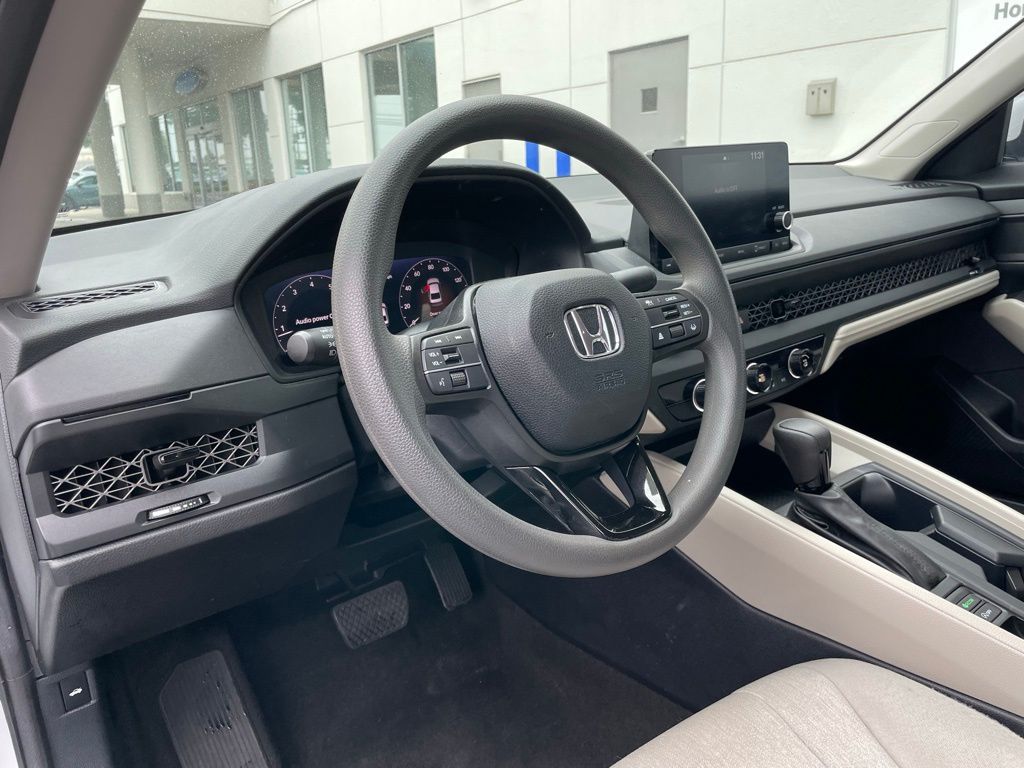 2023 Honda Accord LX 23