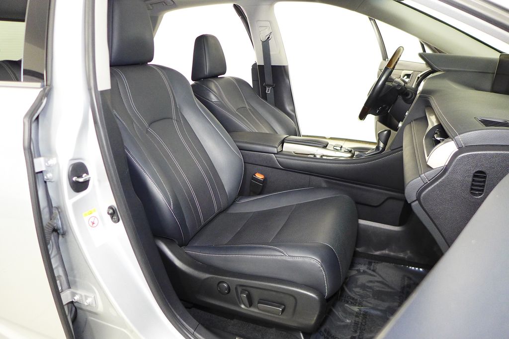 Thumbnail: 2019 Lexus RX - 19