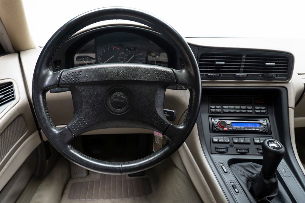 1992 BMW 8 Series - Thumbnail 2