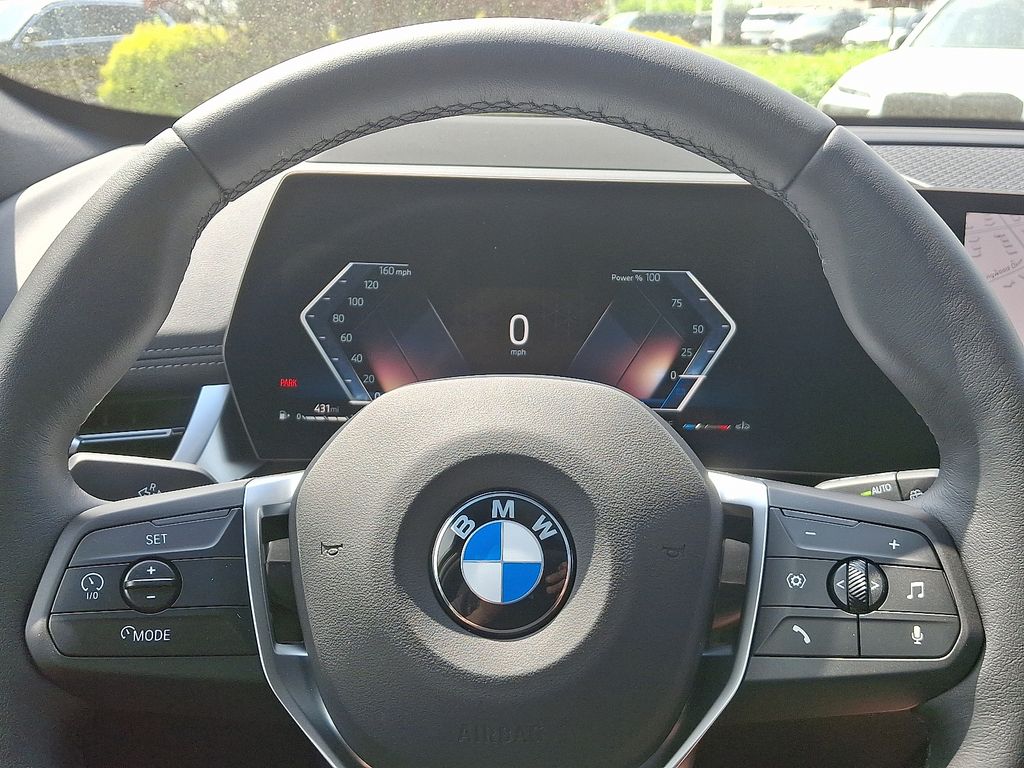 2025 BMW X1 xDrive28i 9